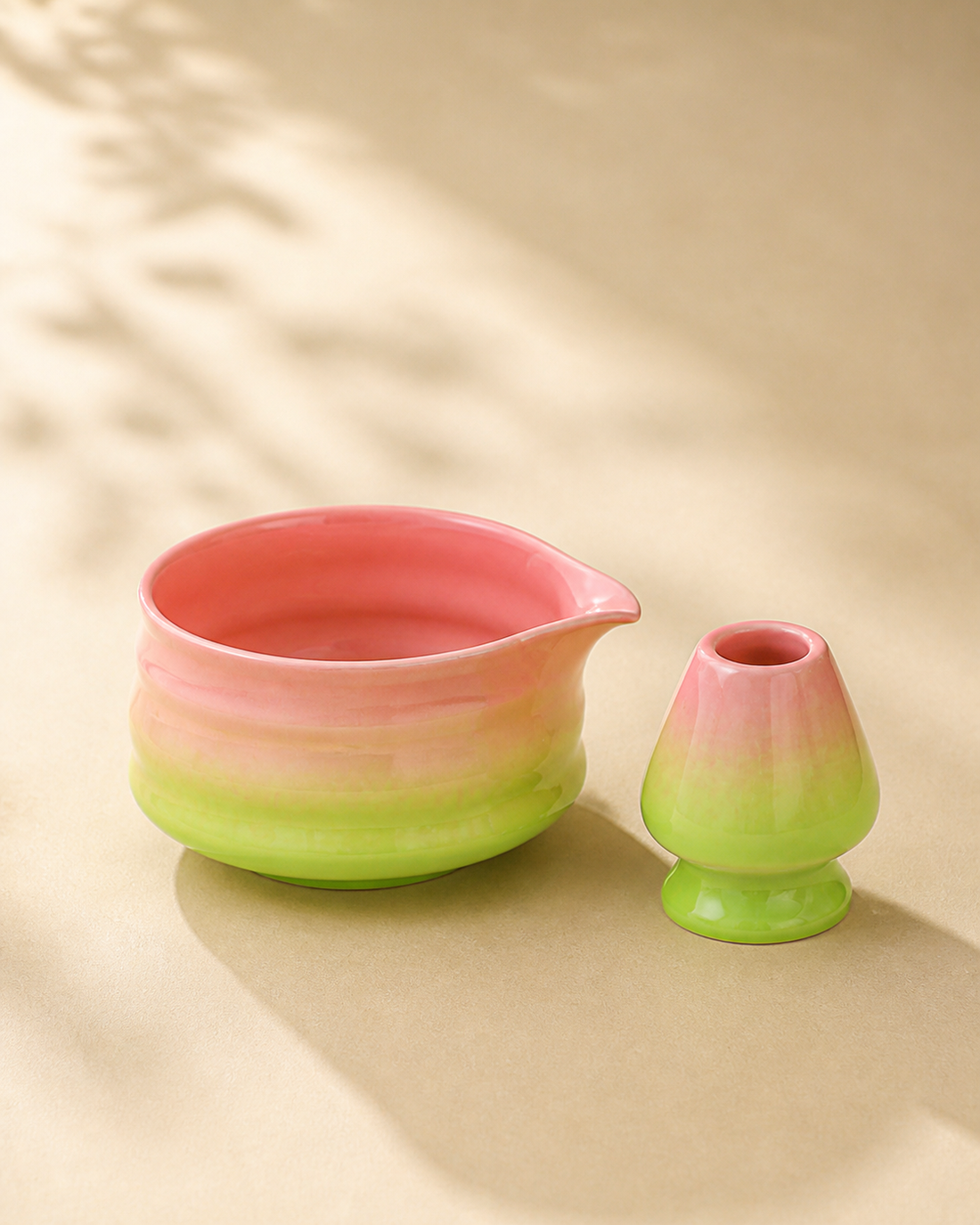 Matcha bowls with wide shapes for whisking