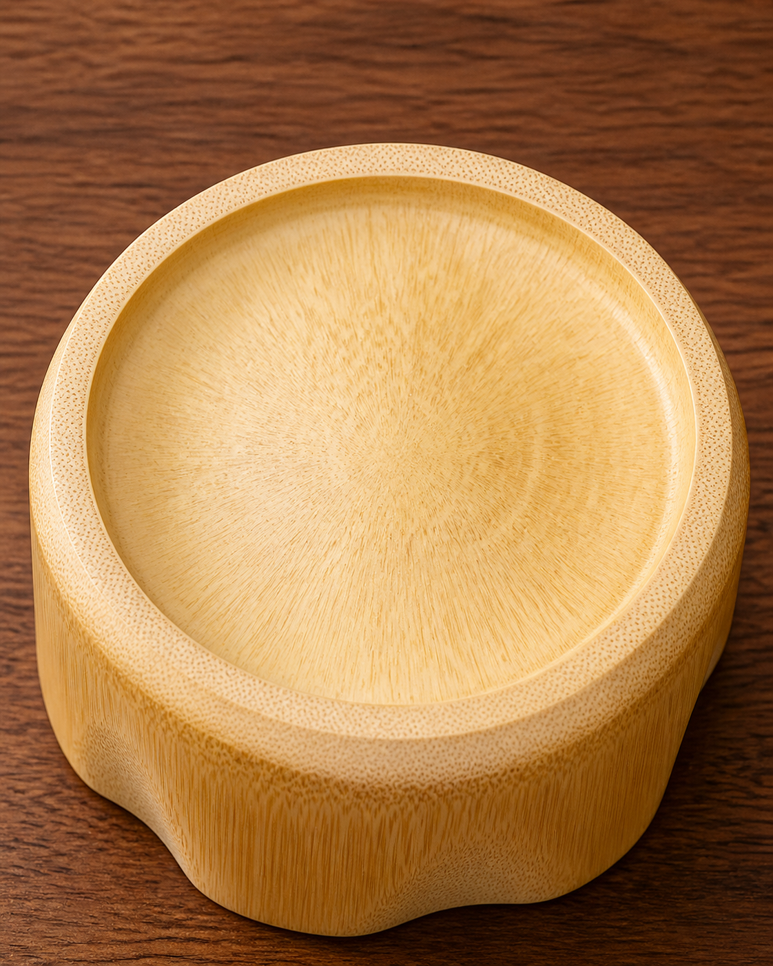 Top view of the bamboo matcha bowl interior grain