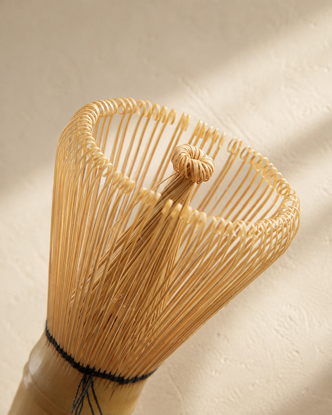 Natural white bamboo matcha whisk product image